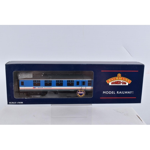 327 - SIX BOXED OO GAUGE BACHMANN BRANCHLINE MODEL RAILWAY COACHES, to include a Collett 60ft 1st/2nd comp... 