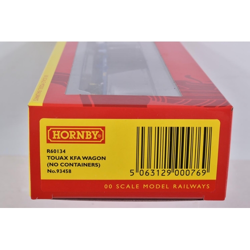 336 - SIX BOXED 00 SCALE HORNBY MODELS AND A BLISTER PACK OF 00 SCALE CONTAINERS, to include a GWR Autocoa... 