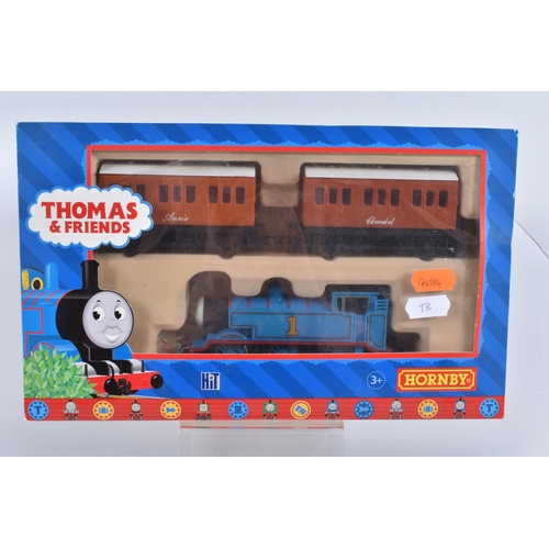 343 - A BOXED HORNBY RAILWAYS OO GAUGE THOMAS & FRIENDS SET, 'Thomas', 'Annie' & 'Clarabel' (R9087), with ... 