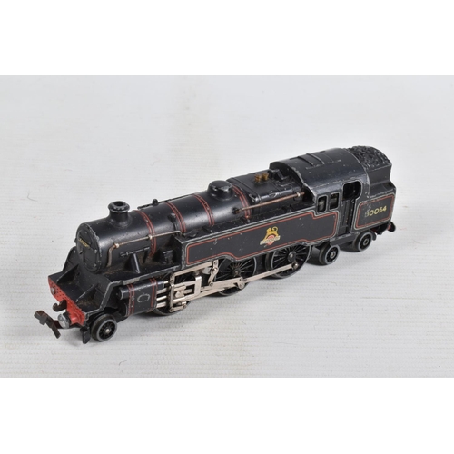 352 - THREE UNBOXED HORNBY DUBLO LOCOMOTIVES, Duchess class 'Duchess of Montrose' No.46232, B.R. gloss gre... 