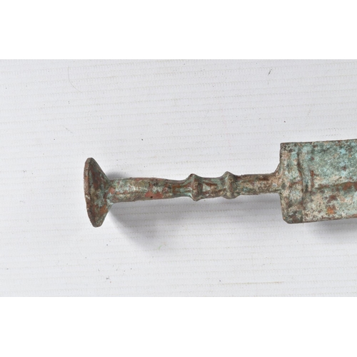 368 - A CHINESE BRONZE SWORD IN THE HAN DYNASTY STYLE, the information was supplied by the vendor but it h... 