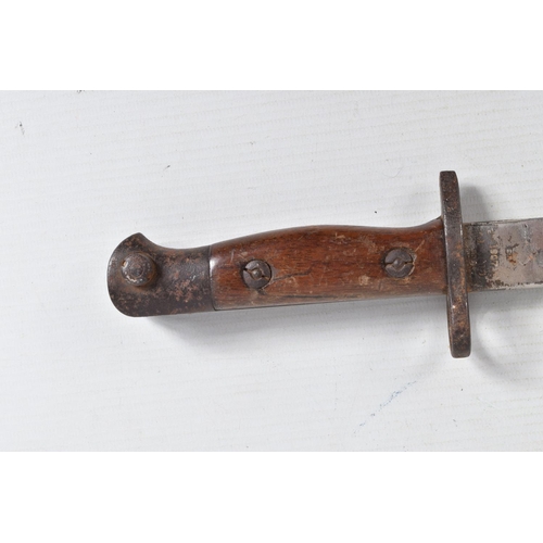 395 - A 1907 PATTERN BRITISH SWORD BAYONET, this comes complete with a scabbard, the blade has markings on... 