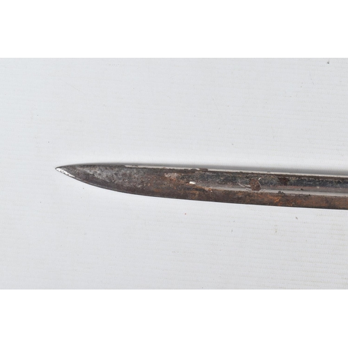 395 - A 1907 PATTERN BRITISH SWORD BAYONET, this comes complete with a scabbard, the blade has markings on... 