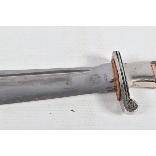 398 - A GERMAN RAD HEWER FOR ENLISTED MEN AND NCO'S, this has a large blade with etched motif and RZM M7/3... 