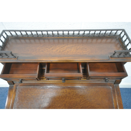 1248 - POSSIBLY THEODORE ALEXANDER, A GOOD QUALITY REPRODUCTION MAHOGANY WRITING DESK, with a raised galler... 