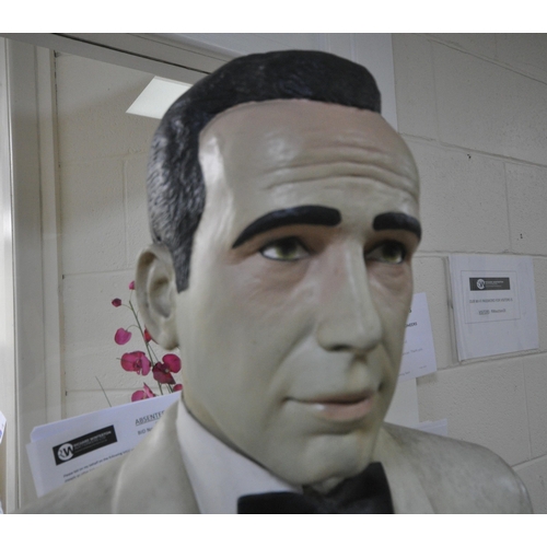 1359 - A LIFESIZE FIGURE OF THE WORLD FAMOUS AMERICAN ACTOR HUMPHREY BOGART, as Rick Blaine in Casablanca, ... 