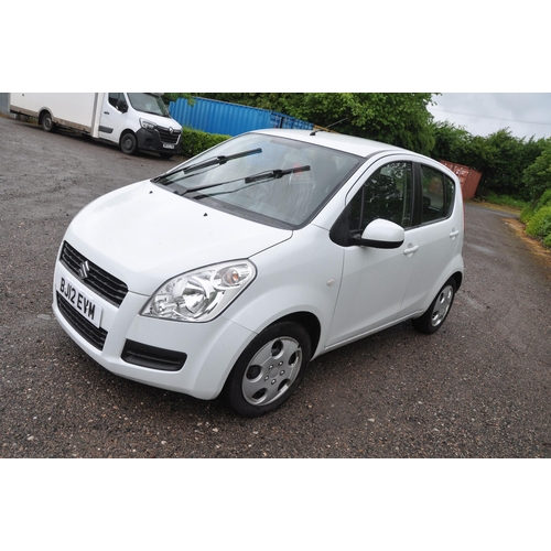 1002 - A 2012 SUZUKI SPLASH SZ3 FIVE DOOR HATCHBACK CAR in white, 996cc petrol engine, five speed manual ge... 