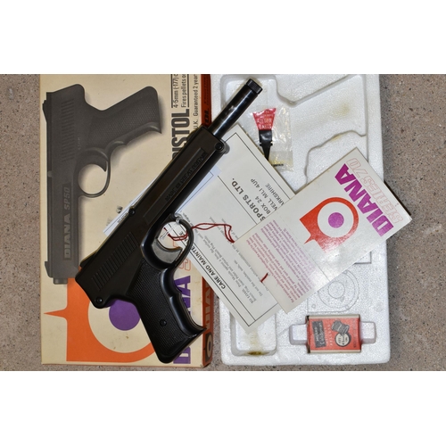 158 - A BOXED DIANA SP50 AIR PISTOL, made by Milbro Sports Ltd, 4.5mm, .177 calibre, no visible serial no,... 