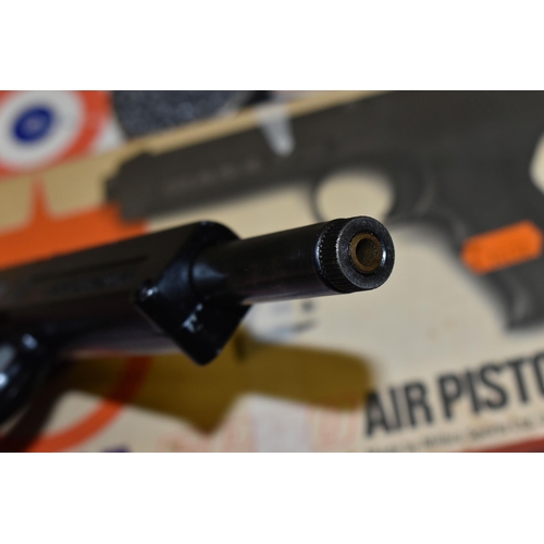 159 - A BOXED DIANA SP50 AIR PISTOL, made by Milbro Sports Ltd, 4.5mm, .177 calibre, no visible serial no,... 