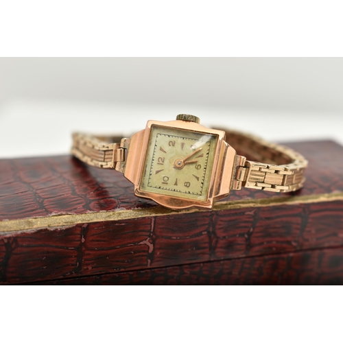 23 - TWO LADIES EARLY TO MID 20TH CENTURY WRISTWATCHES, the first a manual wind watch, square discolored ... 