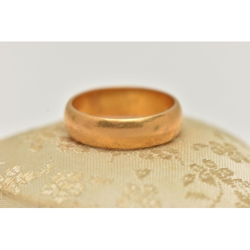 3 - A 22CT GOLD BAND RING, a plain polished band ring, approximate width 5mm, hallmarked 22ct Birmingham... 