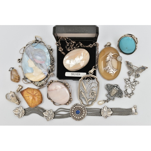 42 - AN ASSORTMENT OF WHITE METAL JEWELLERY, to include a white metal and lapis lazuli floral bracelet, t... 