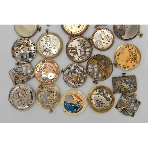 117 - A BOX OF THIRTY TWO WATCH MOVEMENTS AND VARIOUS PLASTIC FACES, makes include Bernex, Garrard, Rotary... 