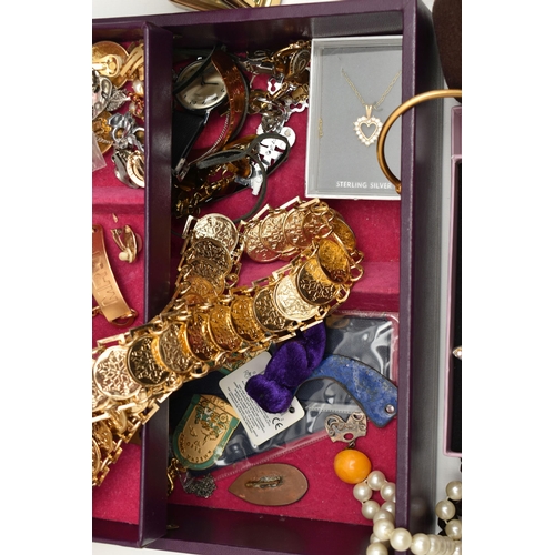 130 - A BOX OF ASSORTED ITEMS, to include a brass 'Woodford' carriage clock, without a key, an AF jeweller... 