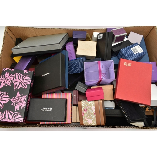 135 - A BOX OF ASSORTED EMPTY JEWELLERY BOXES, to include ring, earring, bracelet, watch, necklace boxes e... 