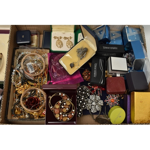 136 - A PLASTIC STORAGE BOX WITH A LARGE ASSORTMENT OF COSTUME JEWELLERY, to include beaded necklaces, ban... 