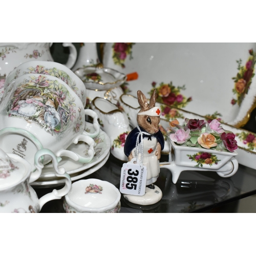 385 - A GROUP OF ROYAL DOULTON AND ROYAL ALBERT GIFT AND TEA WARES, comprising eleven pieces of Royal Doul... 