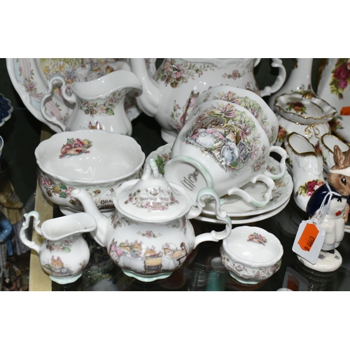 385 - A GROUP OF ROYAL DOULTON AND ROYAL ALBERT GIFT AND TEA WARES, comprising eleven pieces of Royal Doul... 