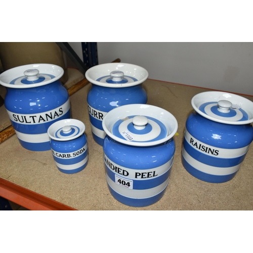 404 - FIVE T.G GREEN & CO. LTD. 'CORNISH WARE' KITCHEN STORAGE JARS, comprising five lidded storage jars, ... 