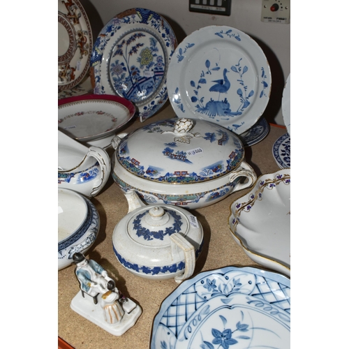 407 - A GROUP OF CERAMICS, comprising two 19th century Delft Ware dishes decorated with a blue floral desi... 