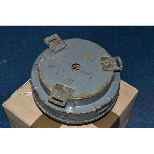 420 - A WORLD WAR II AERONAUTICAL COMPASS, TYPE P4A, as used in Spitfire and Lancaster Bomber aircraft, se... 