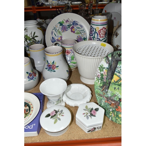 492 - A GROUP OF CERAMICS, to include nine pieces of Poole Pottery Traditional Ware including vases, talle... 