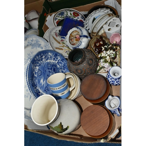 497 - SIX BOXES OF TEA AND DINNER WARES, to include a thirty four piece Royal Doulton 'Burgundy' TC1001 pa... 