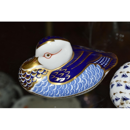 513 - A GROUP OF FOUR ROYAL CROWN DERBY IMARI PAPERWEIGHTS, comprising 'Computer Mouse' modelled by Mark D... 