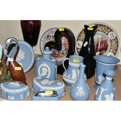 536 - A WIDE ASSORTMENT OF BLUE WEDGWOOD JASPERWARE to include various trinket trays, jugs, bud vases, a t... 