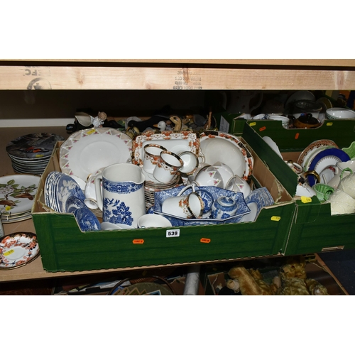 538 - FOUR BOXES OF MIXED CERAMICS AND ORNAMENTS WITH LOOSE BIRD THEMED COLLECTOR PLATES to include a vari... 