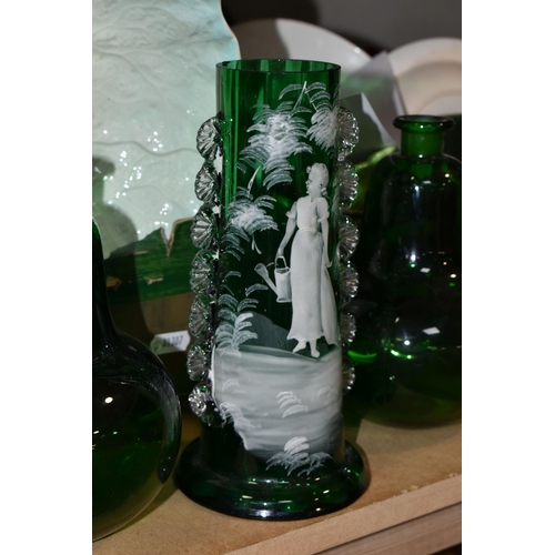 540 - THREE BOXES AND LOOSE CERAMICS AND GLASSWARE, to include a green glass 'Mary Gregory' style vase, a ... 