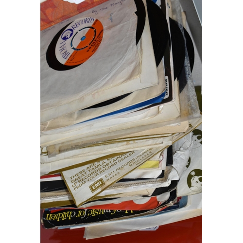 554 - ONE BOX OF SINGLE 45RPM RECORDS AND A CASE OF L.P RECORDS, approximately seventy singles, artists in... 