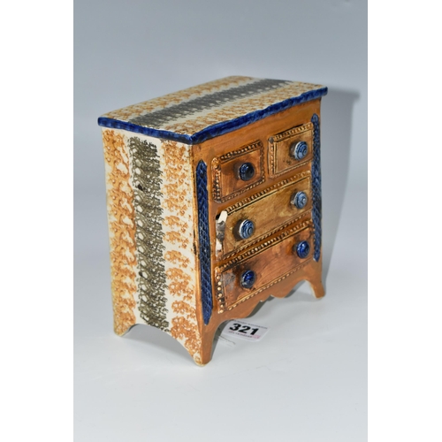 321 - A NINETEENTH CENTURY PRATTWARE CHEST OF DRAWERS, with sponged decoration to sides and top of chest, ... 