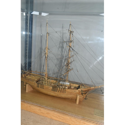 343 - A WOODEN REPLICA OF THE NORWEGIAN SHIP BRIGANTINE LEON IN A GLASS DISPLAY CASE, crafted in 2009 by B... 