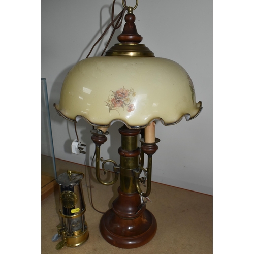 344 - A VARIETY OF BRASS ITEMS to include a miner's lamp featuring a manufacturers plaque from The Protect... 