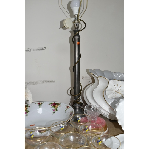 359 - A QUANTITY  OF MIXED DECORATIVE ITEMS to include two lamps and shades, an Italian clock, an assortme... 