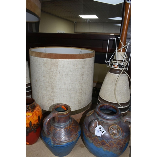 424 - A GROUP OF MID-CENTURY STUDIO POTTERY VASES AND A PAIR OF TABLE LAMPS, comprising a pair of large cr... 