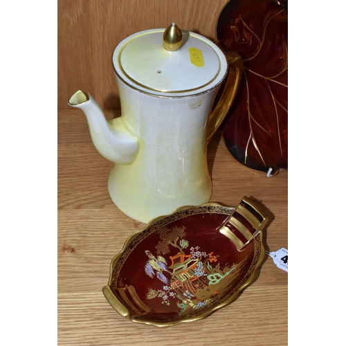 459 - A GROUP OF CARLTON WARE, comprising a Rouge Royale twin handled bowl decorated with a pagoda scene, ... 