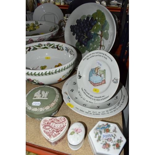 465 - A SMALL SELECTION OF NAMED CERAMIC ITEMS, to include an Emma Bridgewater teapot, Portmeirion 'Birds ... 