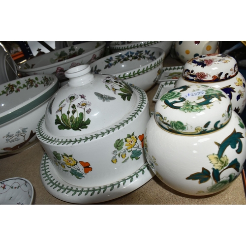 465 - A SMALL SELECTION OF NAMED CERAMIC ITEMS, to include an Emma Bridgewater teapot, Portmeirion 'Birds ... 