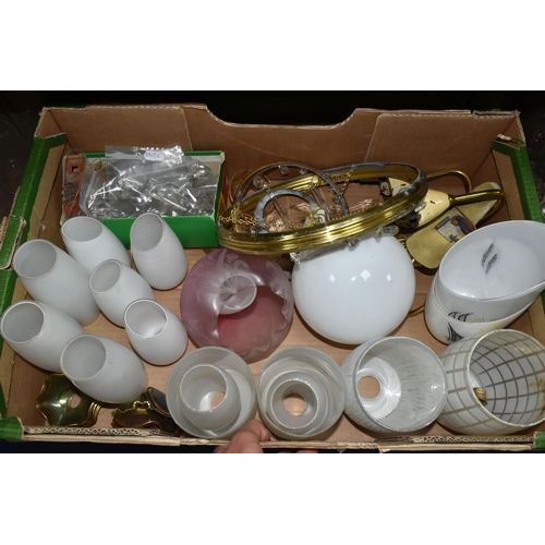 466 - FIVE BOXES AND LOOSE GLASS WARES ETC, to include antique bottles - Spilsby Brewery with dimples to t... 