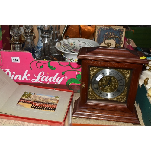 467 - A BOX AND LOOSE ASSORTED SUNDRY ITEMS,  to include a Matamec mantel clock in need of attention, a pa... 