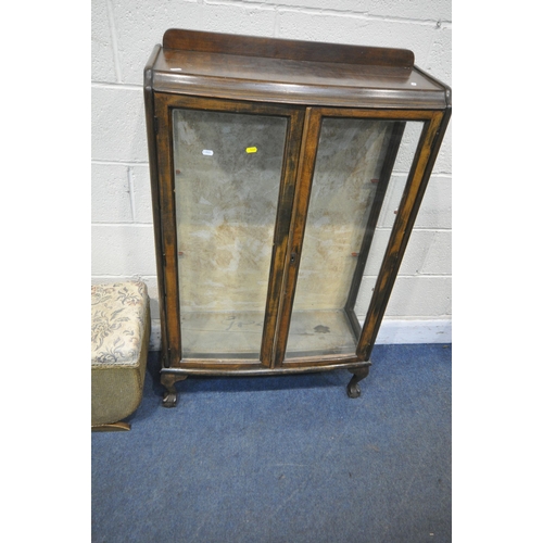 1265 - A MID CENTURY OAK SCHOOL DESK, with a hinged lid, width 62cm x depth 46cm x height 76cm, a white pai... 