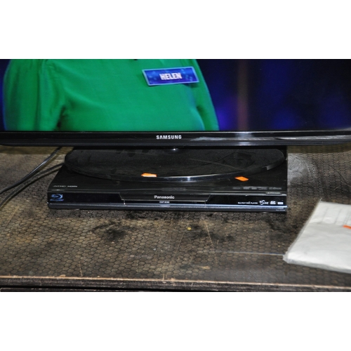 1110 - A SAMSUNG UE32H5000 32in TV, a Panasonic DMP-BD80 Blu Ray player and a Panasonic bread maker (all PA... 