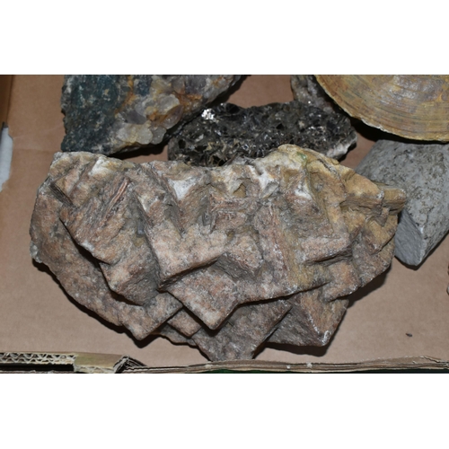 134 - A BOX OF LARGE MINERAL SPECIMENS, to include crystal specimens quartz, amethyst, a large fossilized ... 