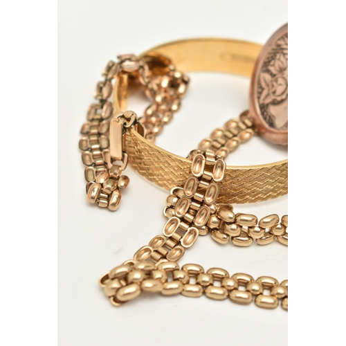 12 - FIVE ITEMS OF GOLD PLATED JEWELLERY, to include a rolled gold brick link chain, fitted with a foldin... 