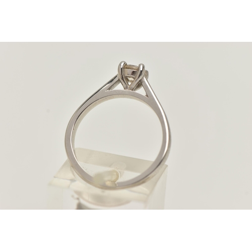 15 - A DIAMOND SINGLE STONE RING, round brilliant cut diamond, measuring approximately 4.9mm x 4.9mm x 3.... 