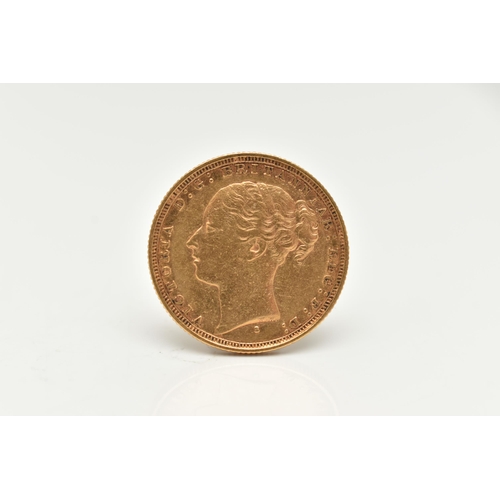 7 - A QUEEN VICTORIA FULL GOLD SOVEREIGN COIN, depicting Queen Victoria, dated 1885, approximate diamete... 