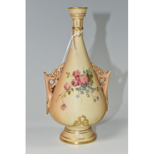 401 - A ROYAL WORCESTER BLUSH IVORY BUD VASE, with twin pierced handles, printed and tinted with sprays of... 