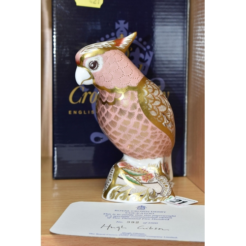 421 - A LIMITED EDITION ROYAL CROWN DERBY COCKATOO PAPERWEIGHT, with certificate of authenticity and origi... 